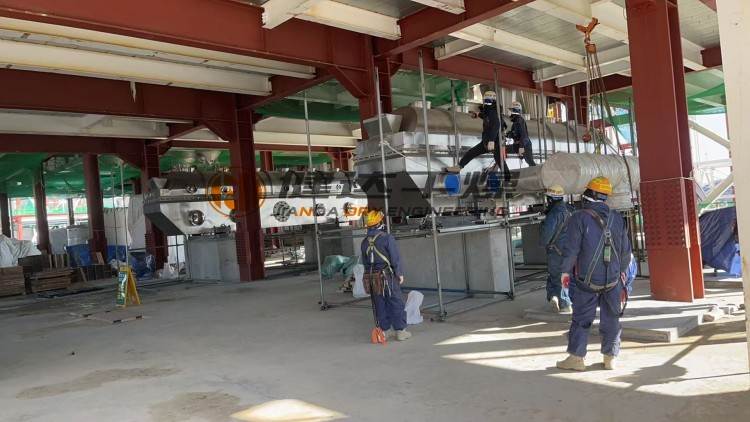 健達(dá)干燥韓國項(xiàng)目現(xiàn)場安裝中